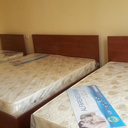 Sunshine Hotel Ереван Екстериор снимка