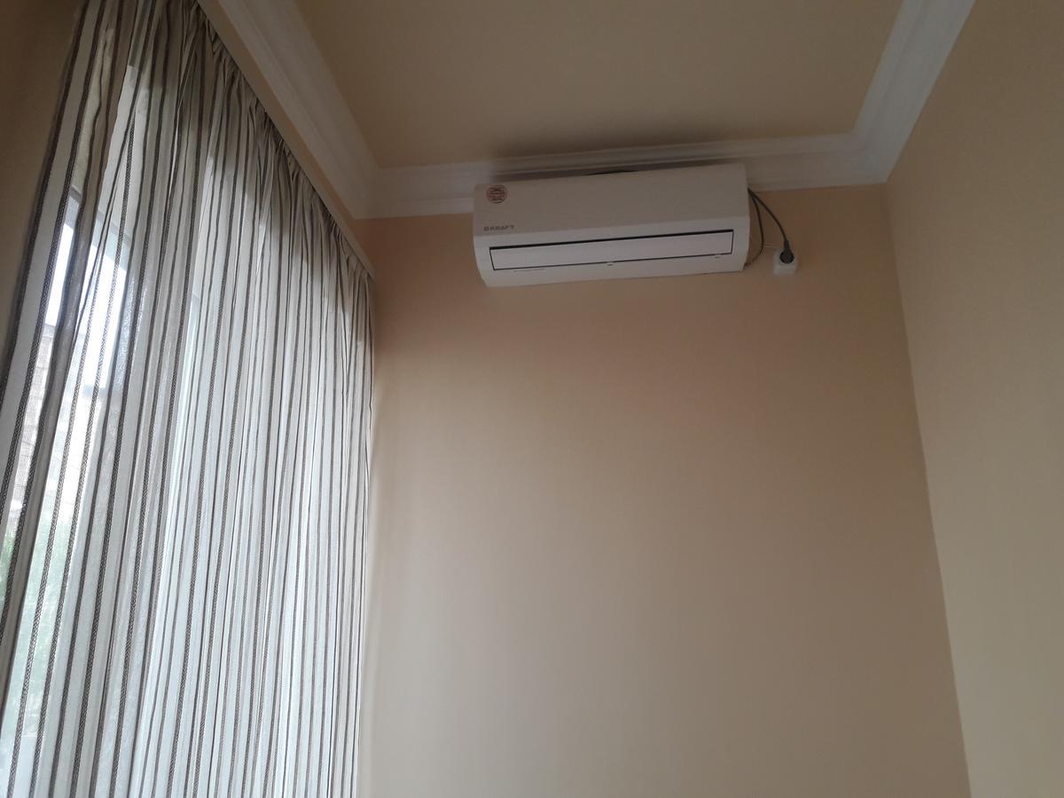 Sunshine Hotel Ереван Екстериор снимка