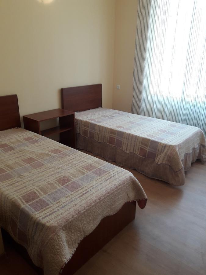 Sunshine Hotel Ереван Екстериор снимка